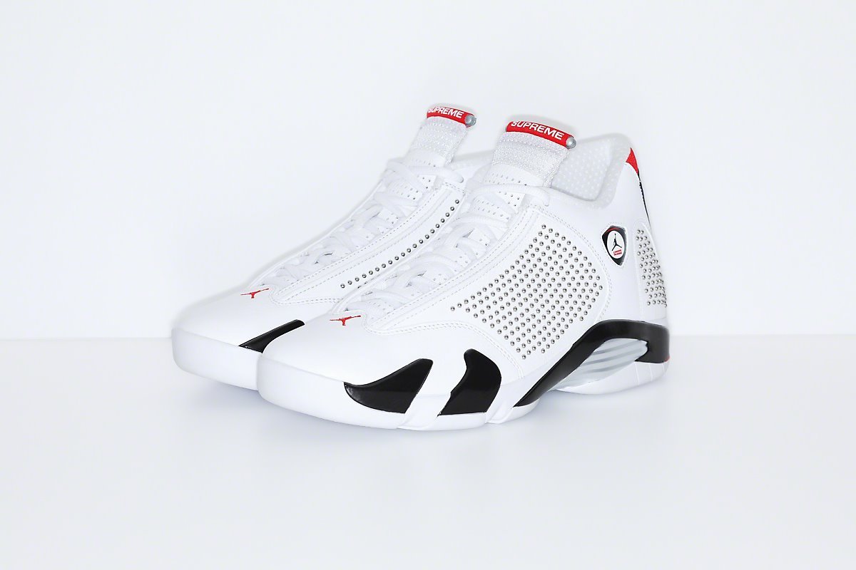 https---kr.hypebeast.com-files-2019-06-supreme-air-jordan-xiv-collab-2019-images5.jpg