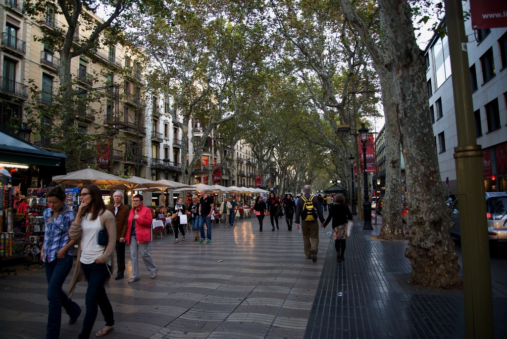 La-Rambla-late-afternoon-Barcelona-Spain.jpg