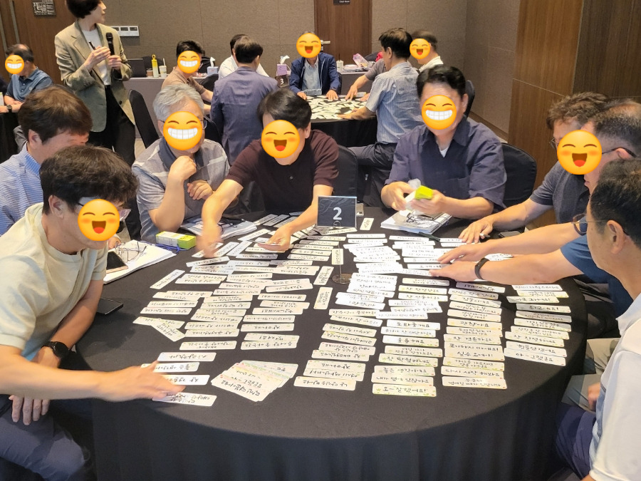 퇴직자변화관리_은퇴후삶_중년의전환점_임금피크제_가치탐색_퇴직준비교육_동서발전_자기설계_슬기로운전환 _시니어라이프_성장계획가_이은주강사_성장계획연구소_기업강의_5.jpg