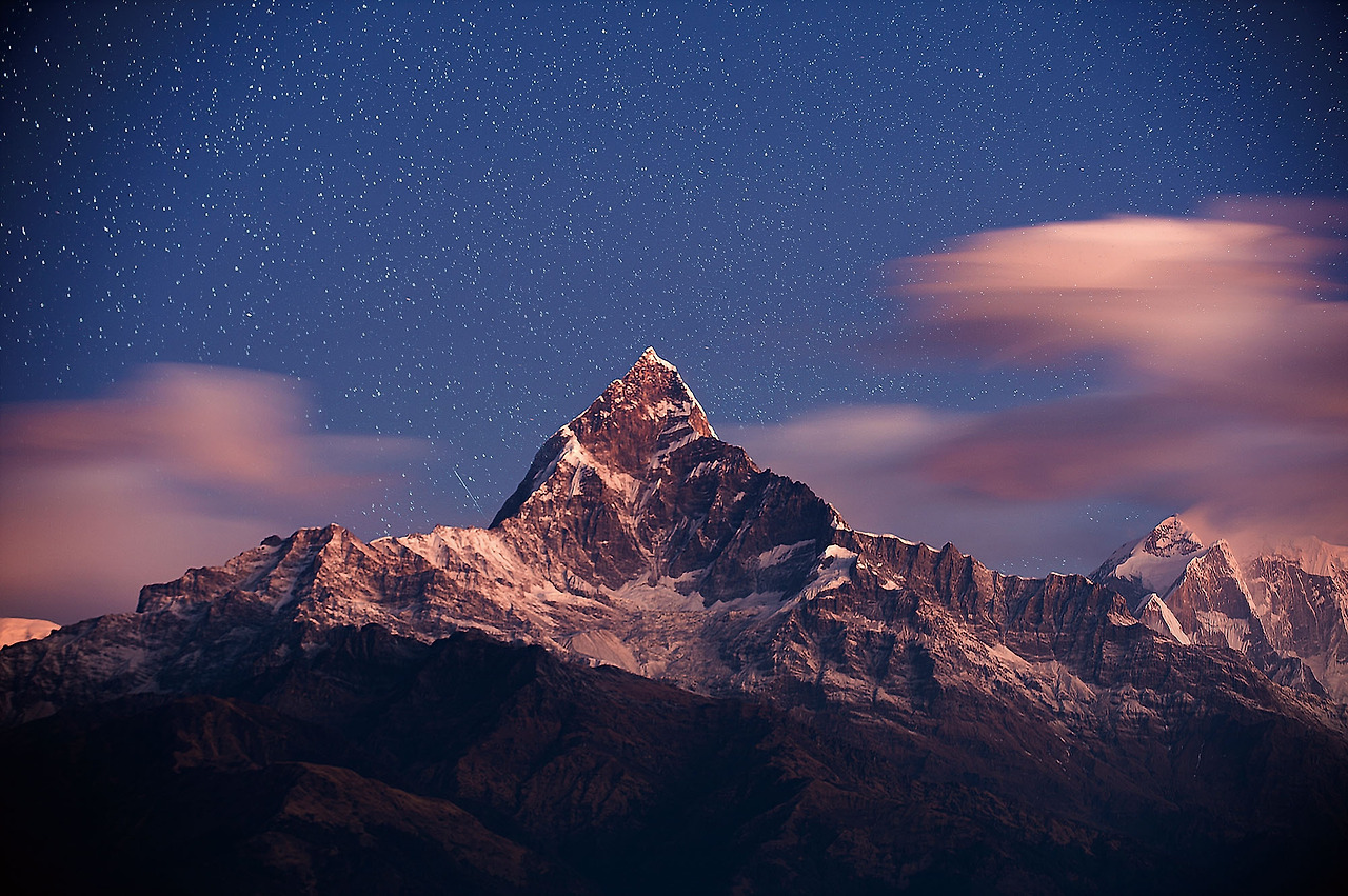 10.Annapurna_Piyaphon Phemtaweepon_Getty Images.jpg