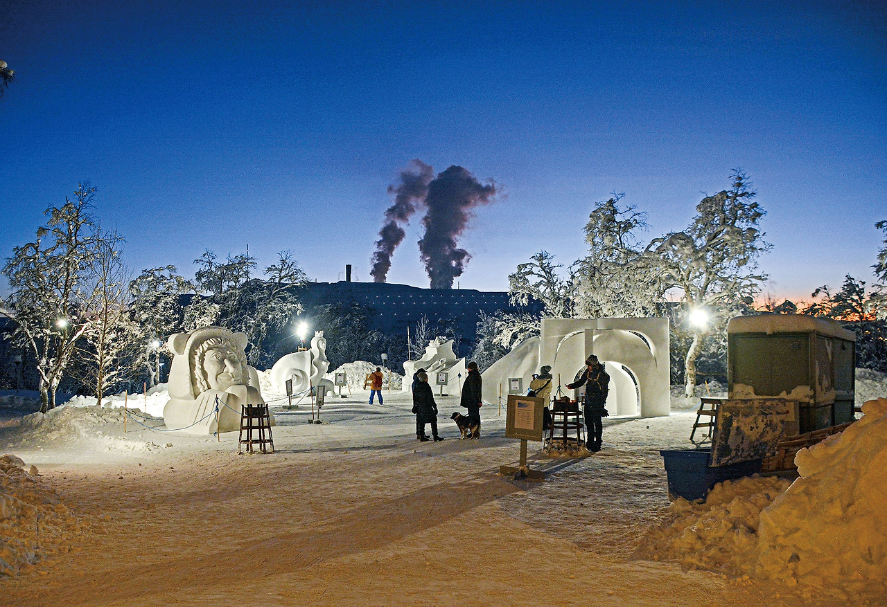 Dusk at the Kiruna Snow Festival.jpg