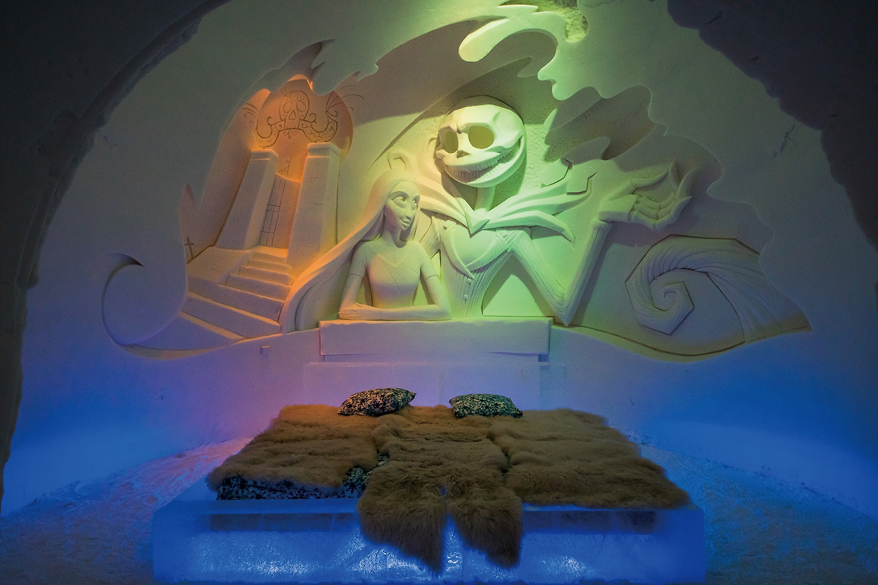 SnowHotel of Kemi suite Nightmare before Christmas 2019.jpg