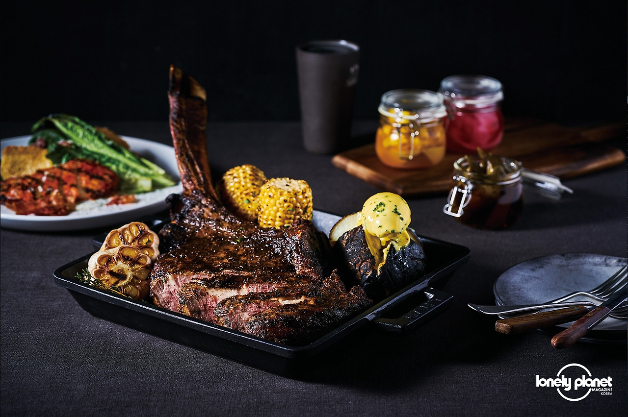 라이즈 호텔_차르 CHARR (2)_new.jpg