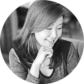 우지경 여행작가 복사.jpg