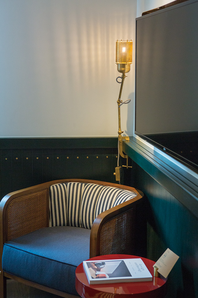 AU_101214_수정 복사.jpg