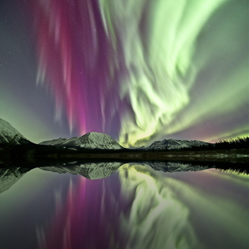 유콘 썸머 오로라.jpg