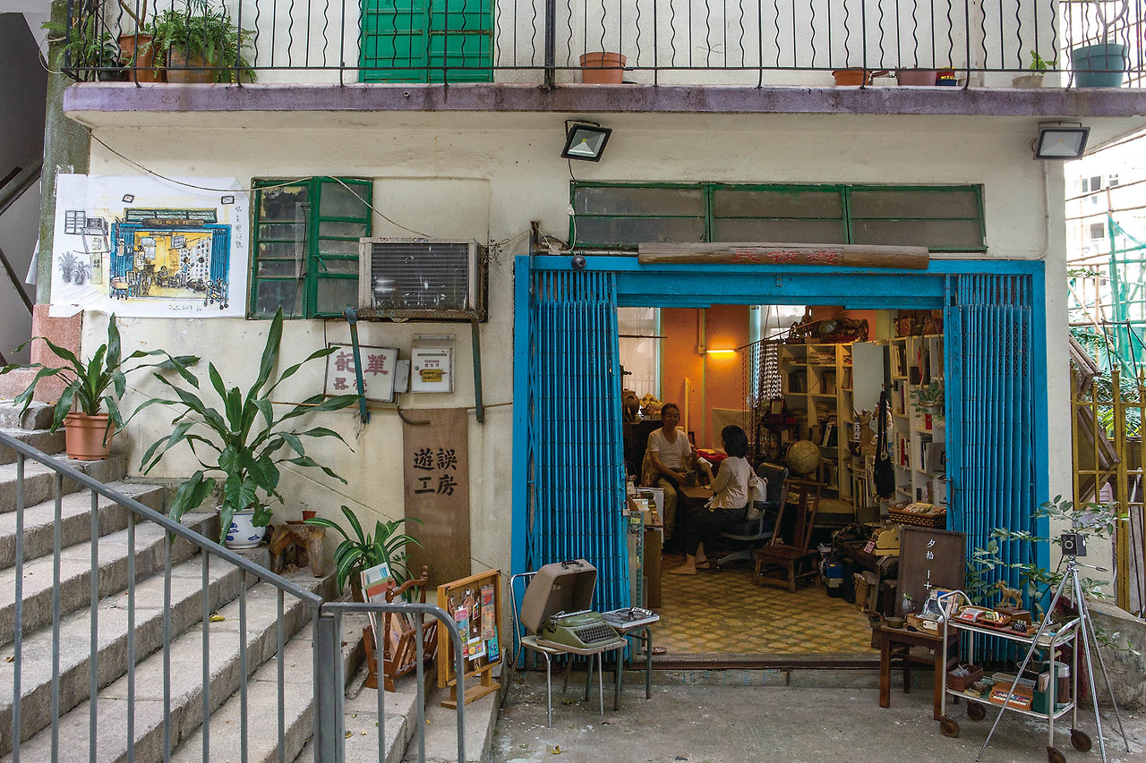 AU_08982_수정 복사.jpg