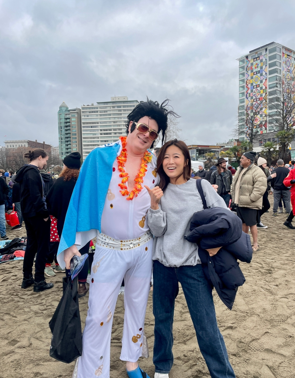 밴쿠버 북극곰 수영대회4.jpg