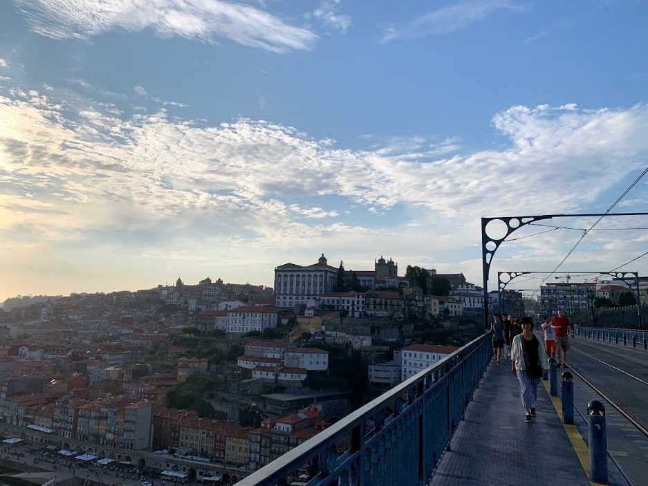 #18 7렐루서점.jpg