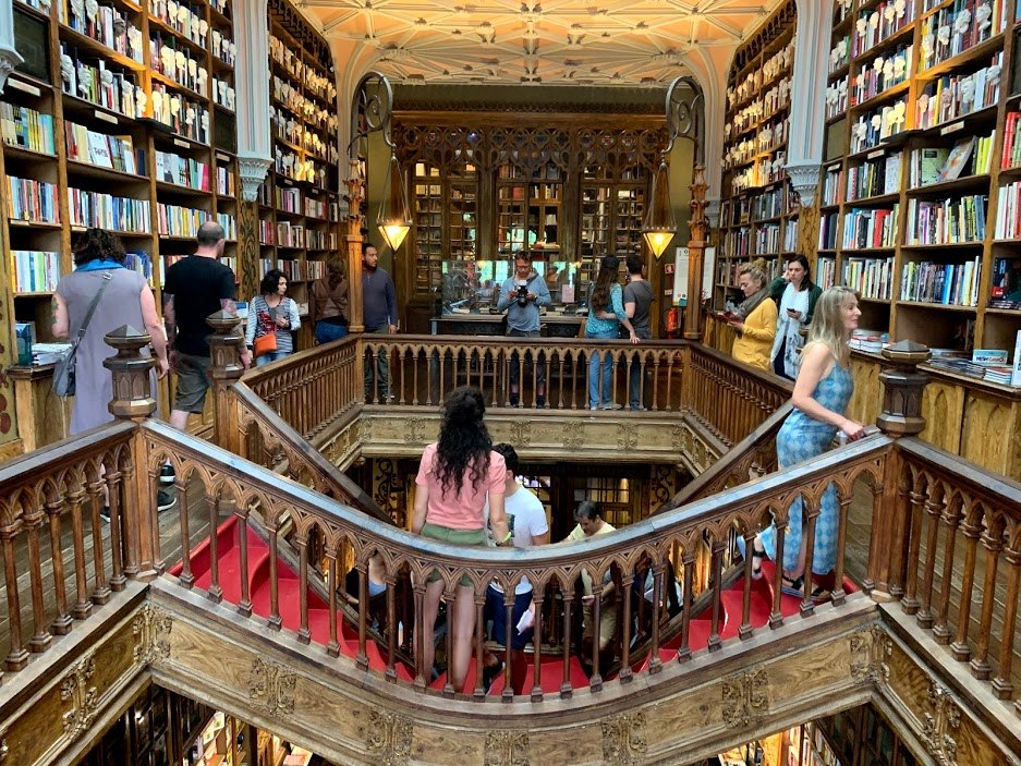 #18 4렐루서점.jpg