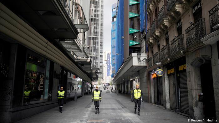 17-1 lockdown(dw).jpg