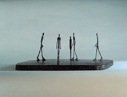 #10-4 자코메티 광장.jpg