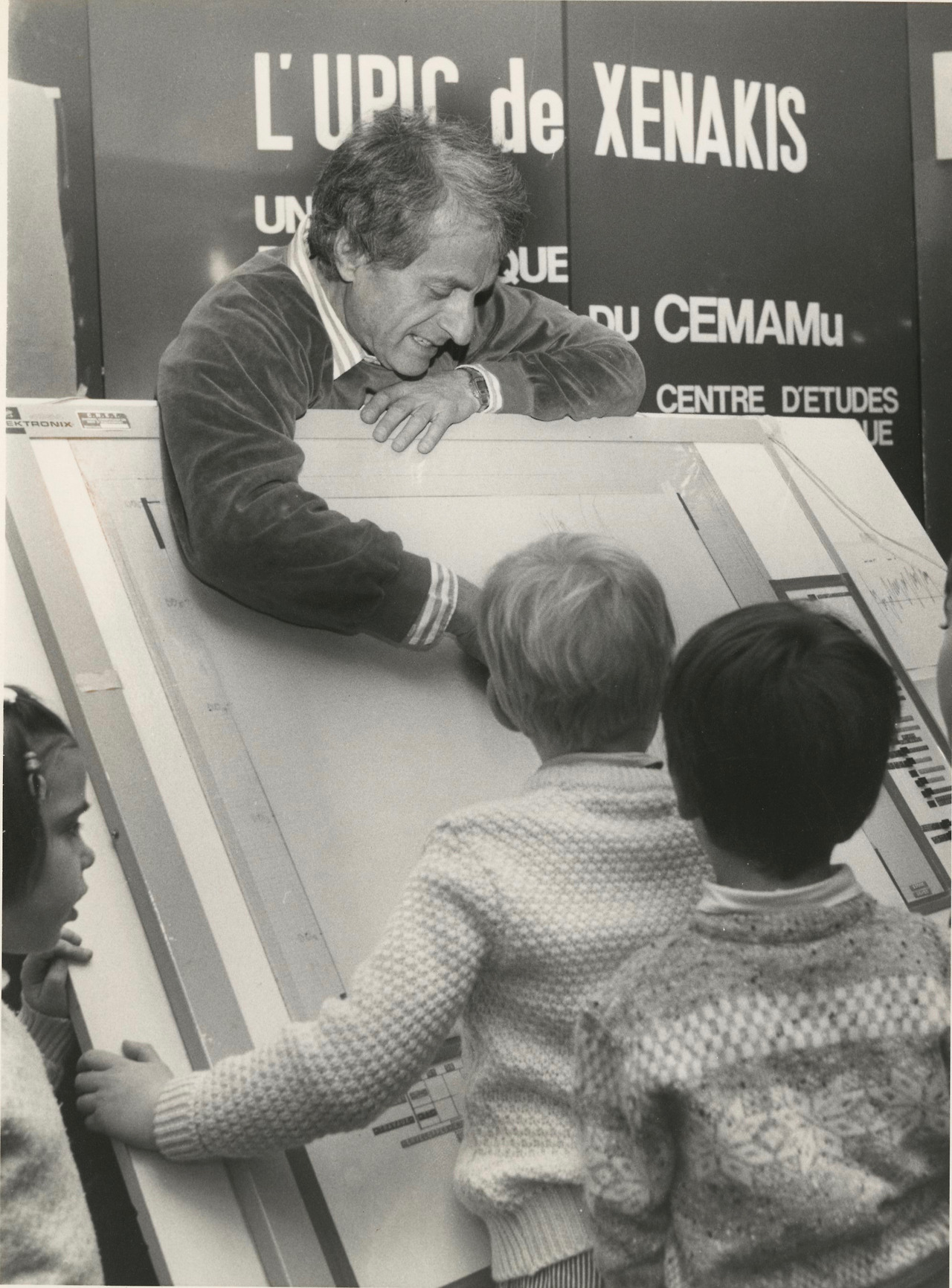upic, stage pianos Hamm 1983 Paris © Famille I Xenakis DR.jpg