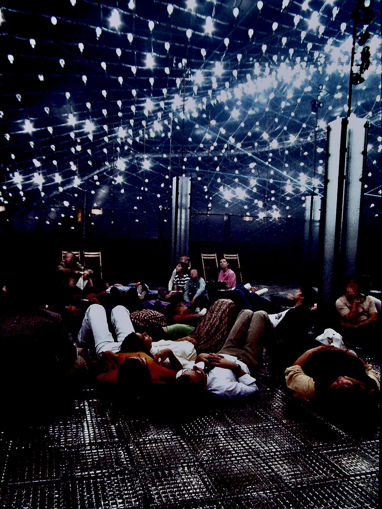 61 DIATOPE Diapo IX,Flashs, lasers © Famille I Xenakis.jpg