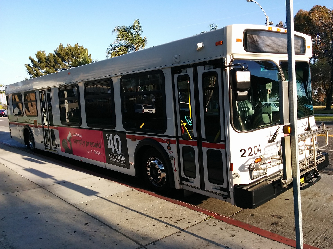 bus-703280_1920.jpg