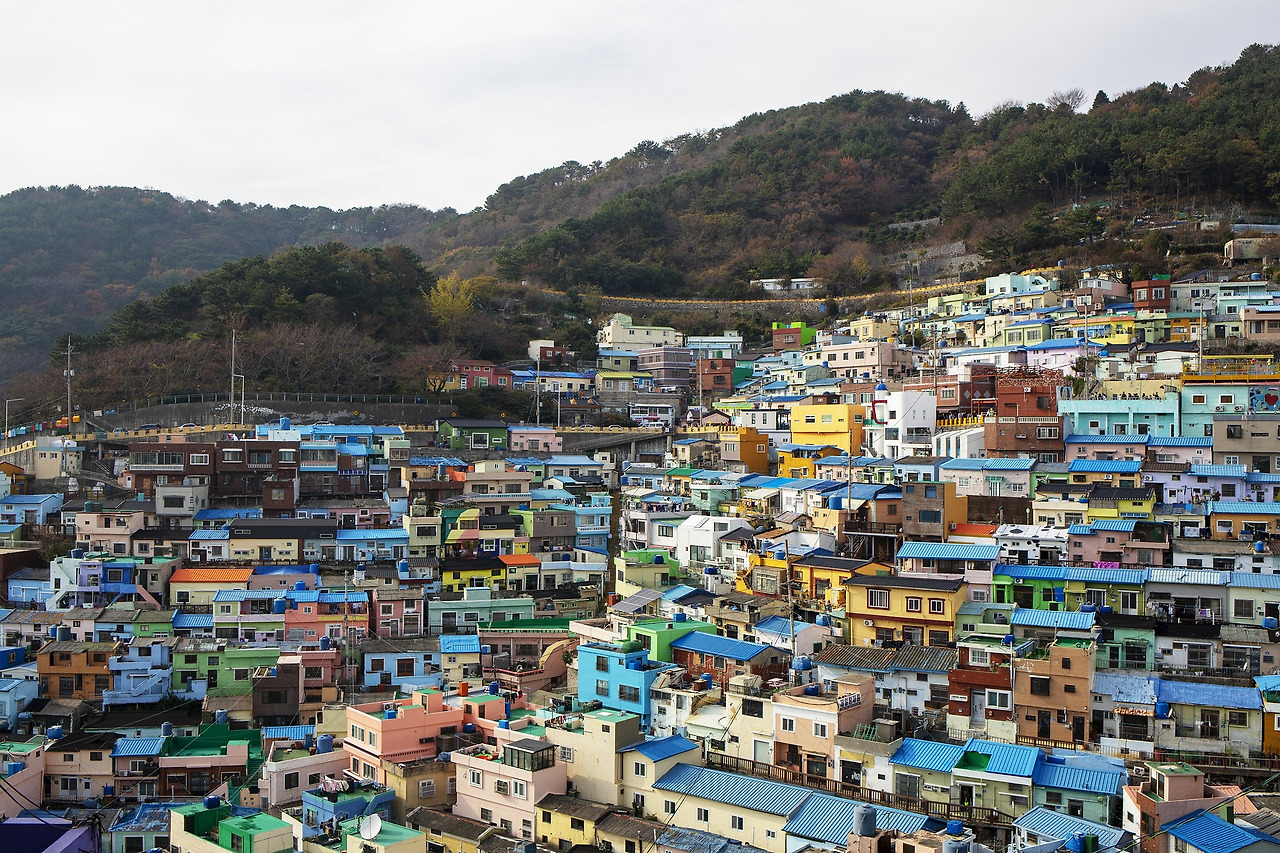 gamcheon-village-3938140_1920.jpg