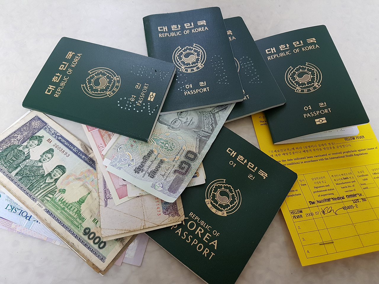 1.여권.jpg