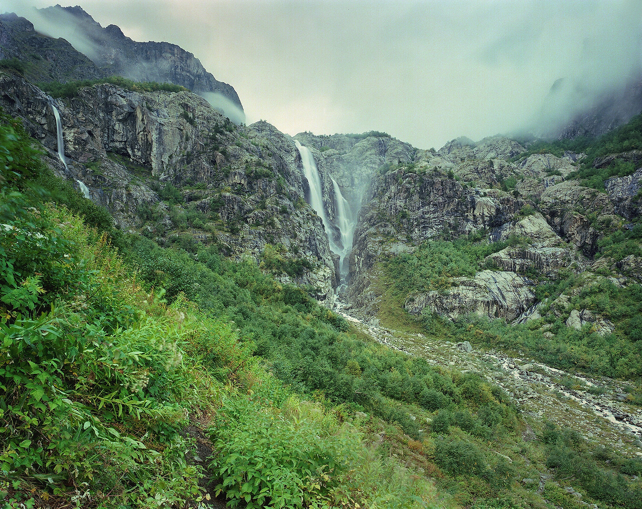 201809_georgia_fpro160cEi100 2009_01d (2)_web.jpg