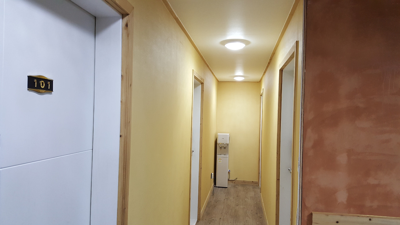 20190920_완주 청년쉐어하우스 개인실.jpg