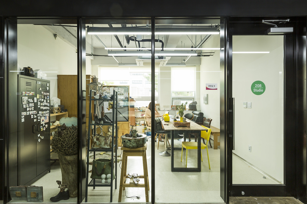 점포형 창업실 외부1.jpg
