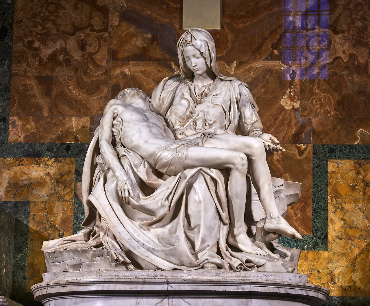 Michelangelo's_Pietà,_St_Peter's_Basilica_(1498–99).jpg