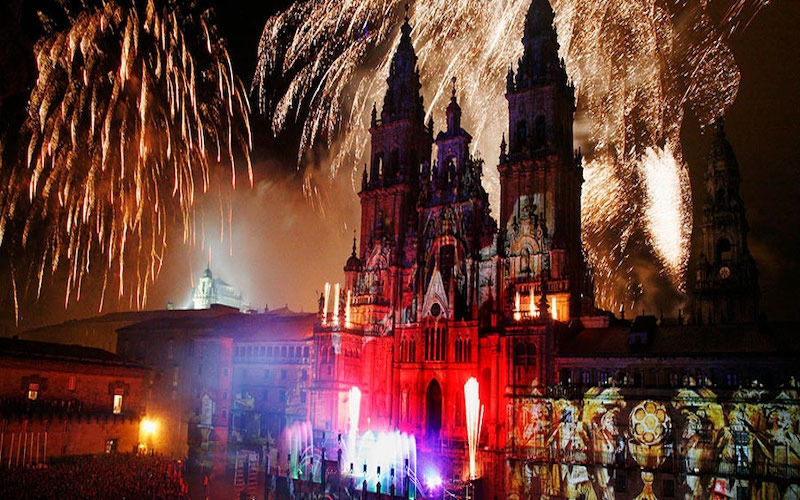 articulos_web__efed-fireworks-santiago-de-compostela-festivals-caminoways-copy_340_1551353267.jpg