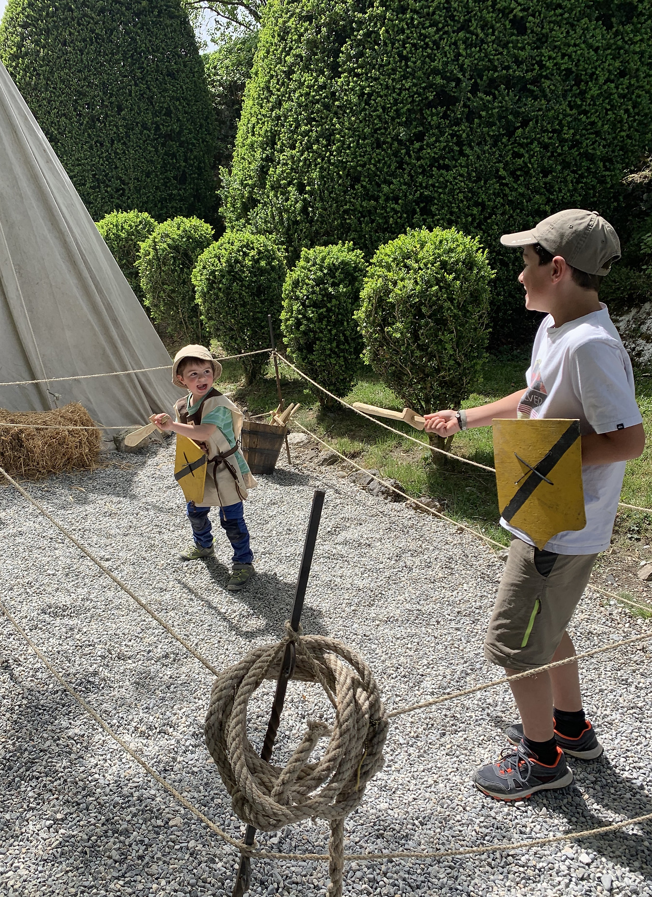 안시성 귀여운 꼬마.jpg