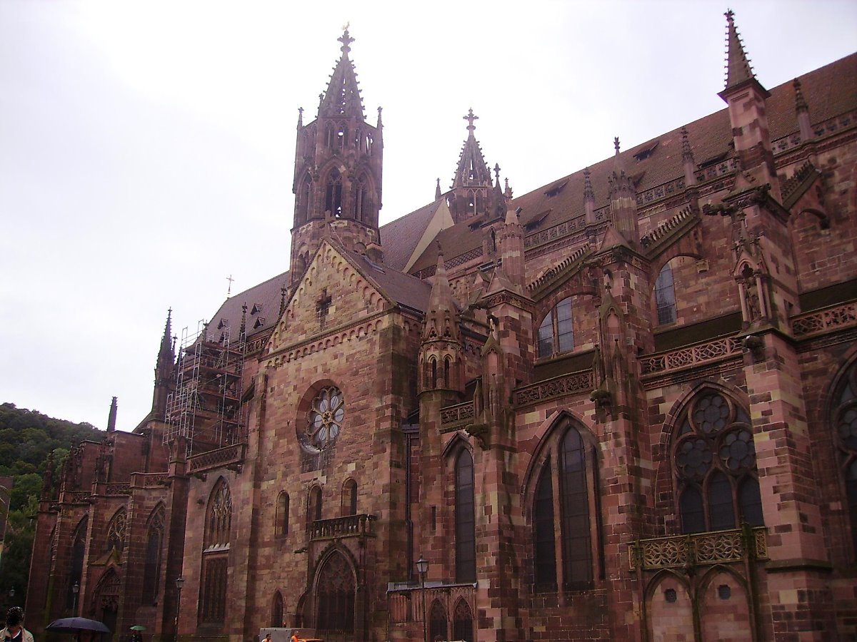 Freiburg_im_Breisgau_Münster_Unserer_lieben_Frau_4.jpg