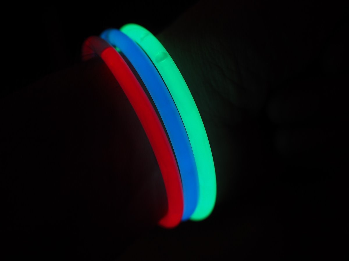 glow-stick-693818_1920.jpg