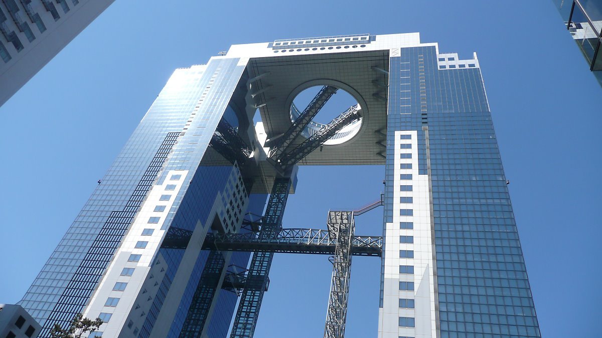Osaka_Umeda_Sky_Building_3.jpg