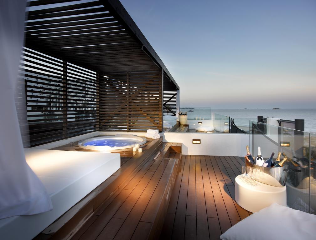 Hard Rock Hotel Ibiza-11.jpg