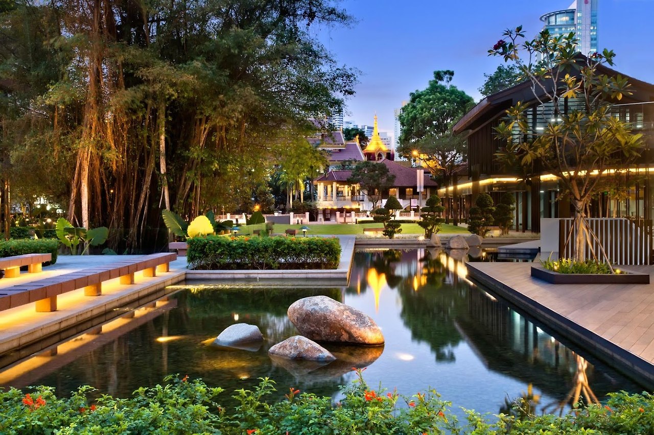 Hotel Surrounding_Park.jpg