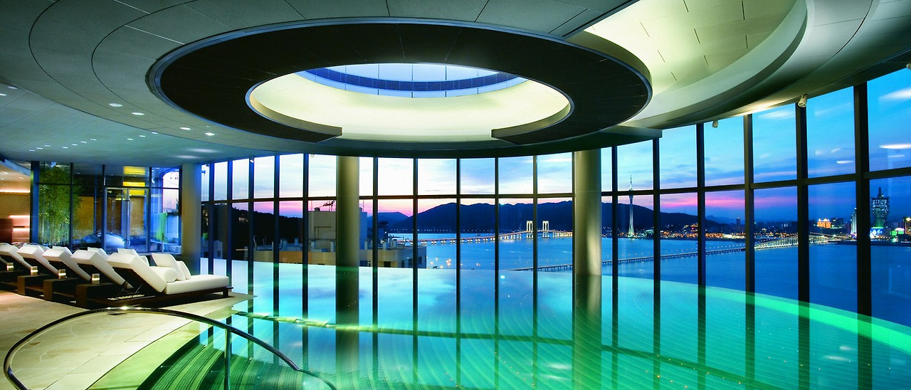 Altira Macau - Pool_cr.jpg