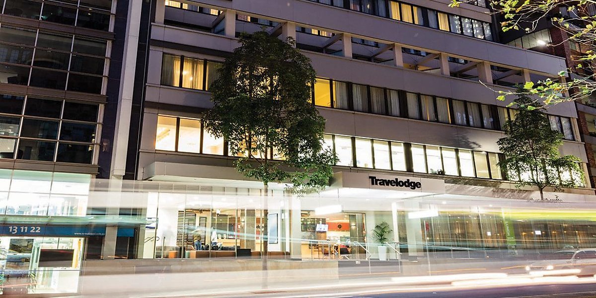 travelodge-wynyard-sydney-hotel-exterior-2-2015.jpg