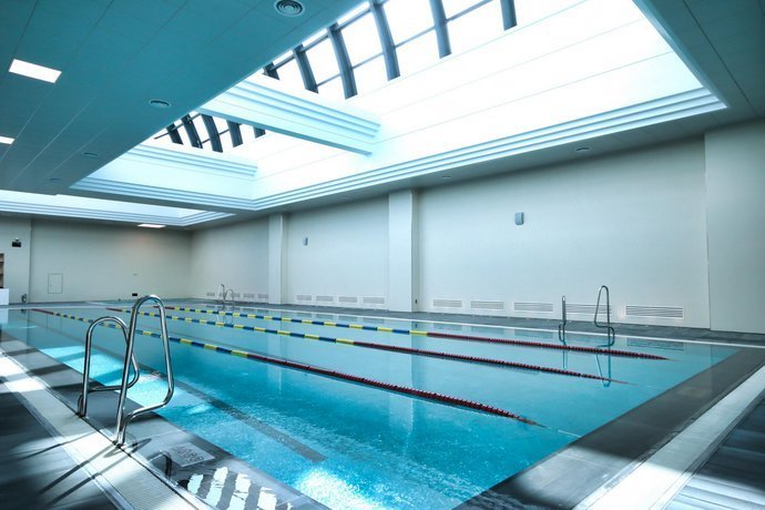 롯데호텔부산_실내수영장.jpg