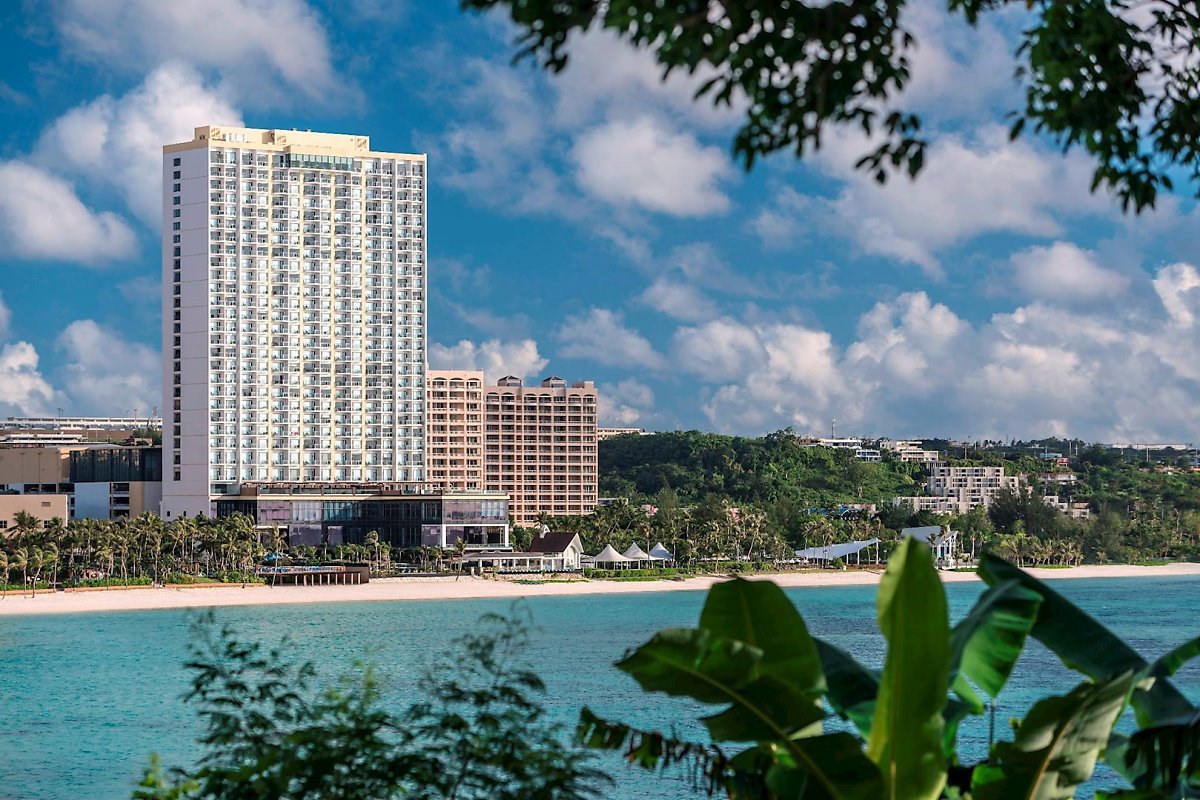 Dusit_Thani_Guam_Resort1.jpg