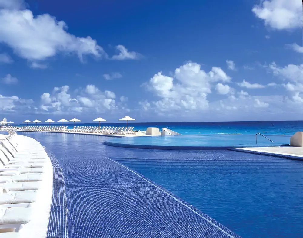 Live_Aqua_Beach_Resort_Cancun8.jpg