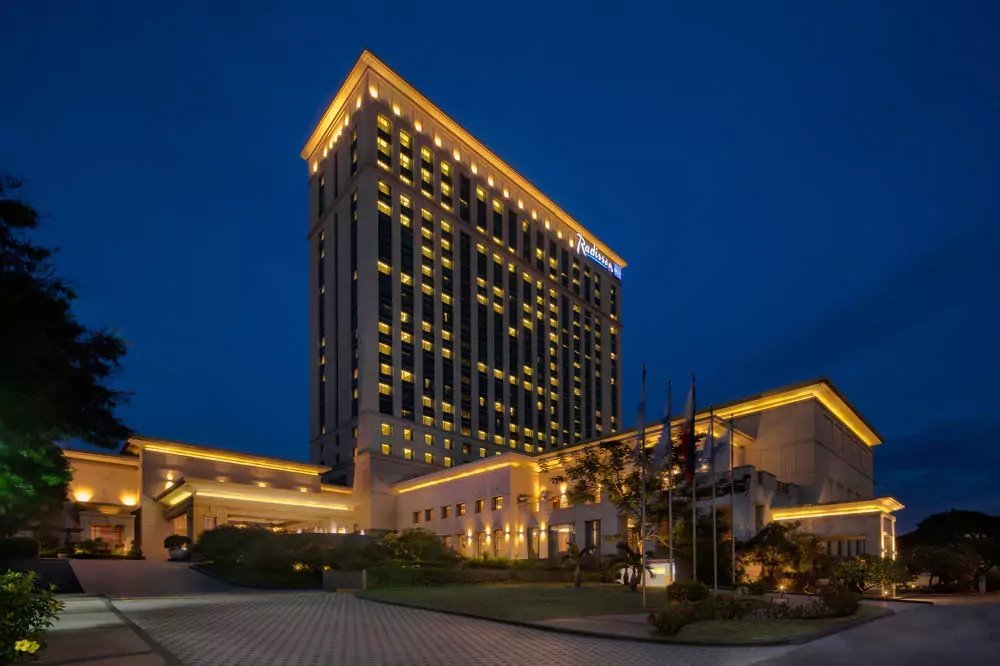 Radisson_Blu_Cebu1.jpg