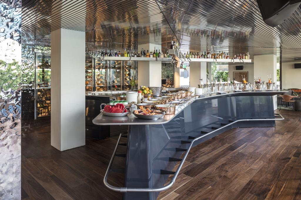 Sir Joan Hotel-15.jpg