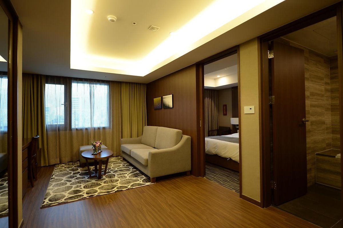 부산_비즈니스_호텔_객실4-2.jpg