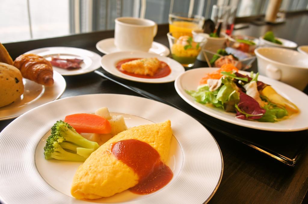 Dormy Inn Premium Hakata Canal City Mae-9.jpg