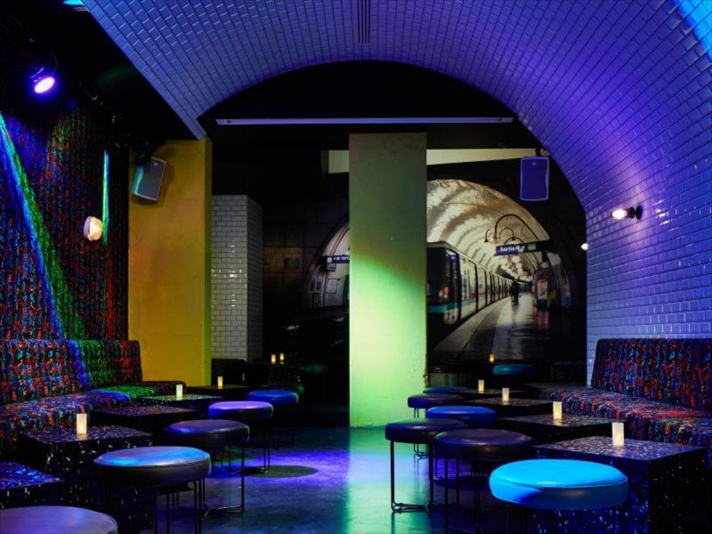 제너레이터 파리_7-2.jpg