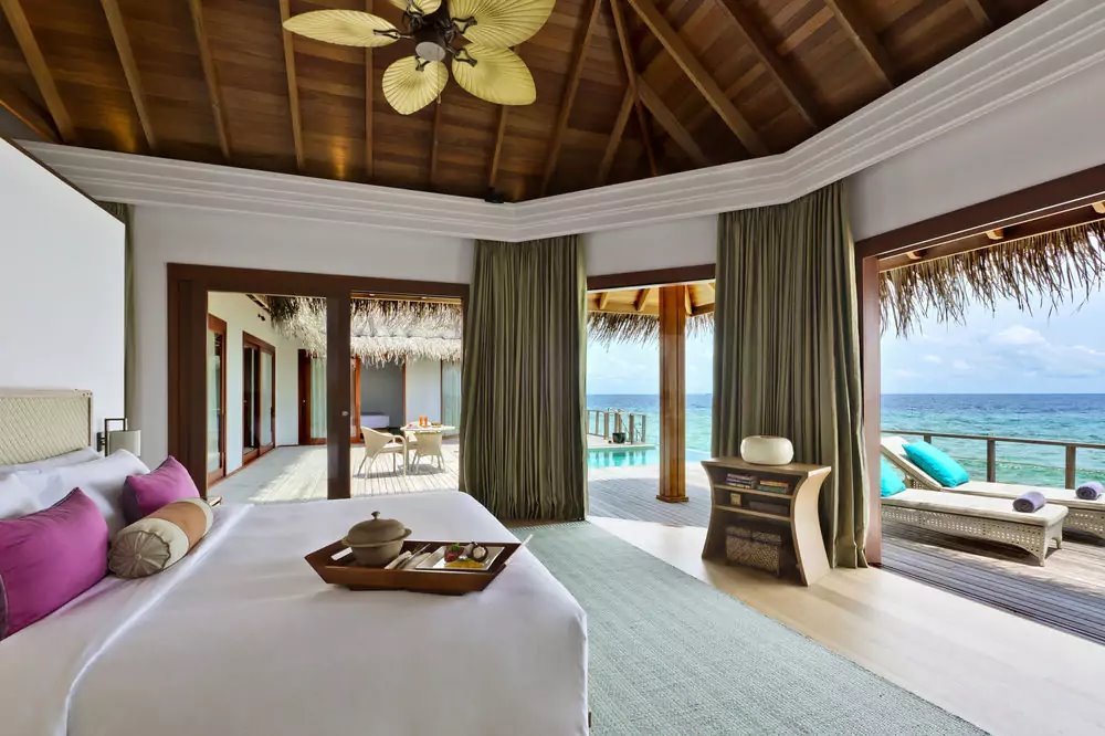 Dusit_Thani_Maldives2.jpg