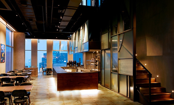 홍대 플로팅.jpg