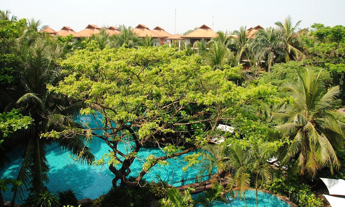 Furama_Resort_Danang4.jpg