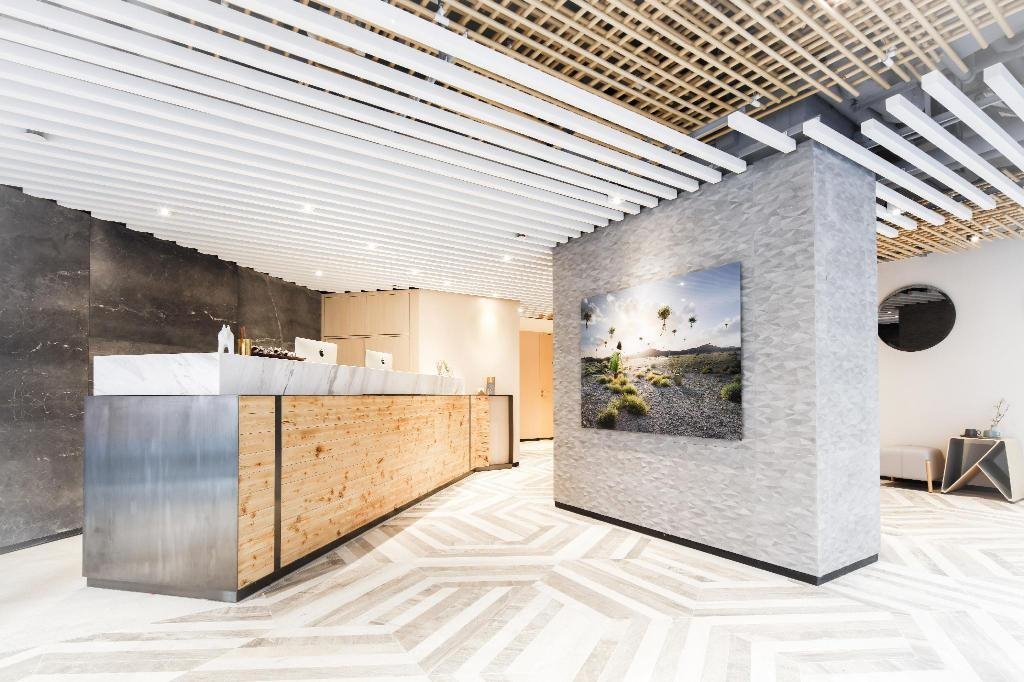 호텔 이즈 엑세스 추엔 완 1-2.jpg