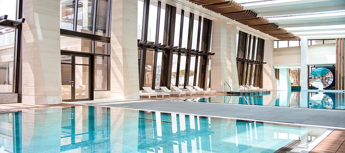img_indoorPool1.jpg