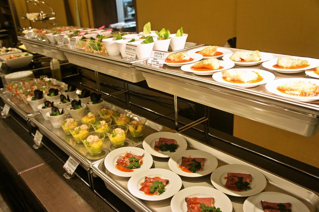 Dormy Inn Premium Hakata Canal City Mae-5.jpg