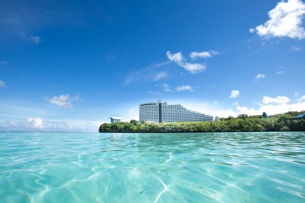 Hotel_Nikko_Guam1.jpg