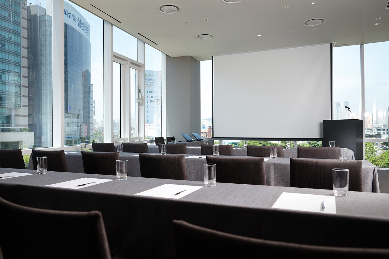 회의실2.jpg